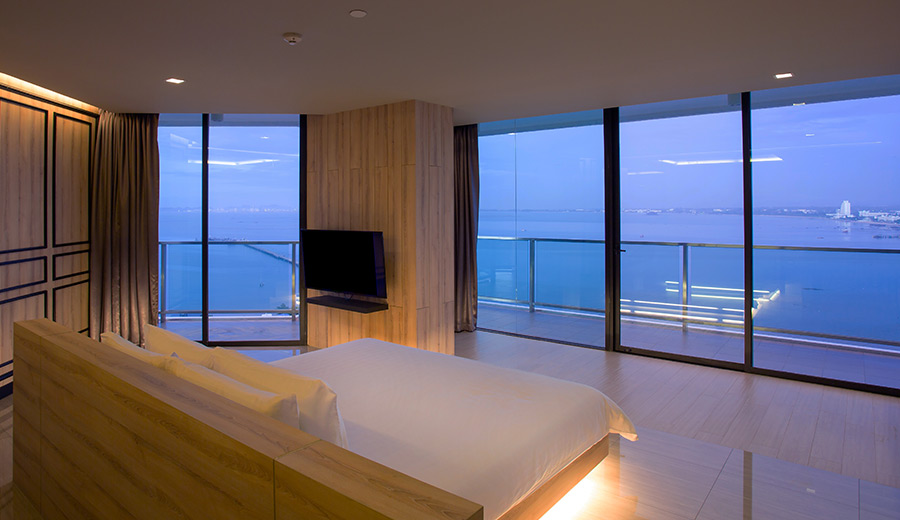 2-Bedroom Oceanfront Suite